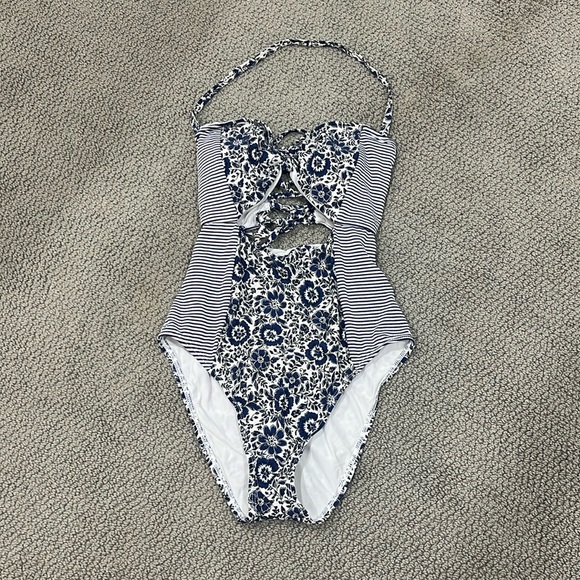 Other - Von Maur one piece